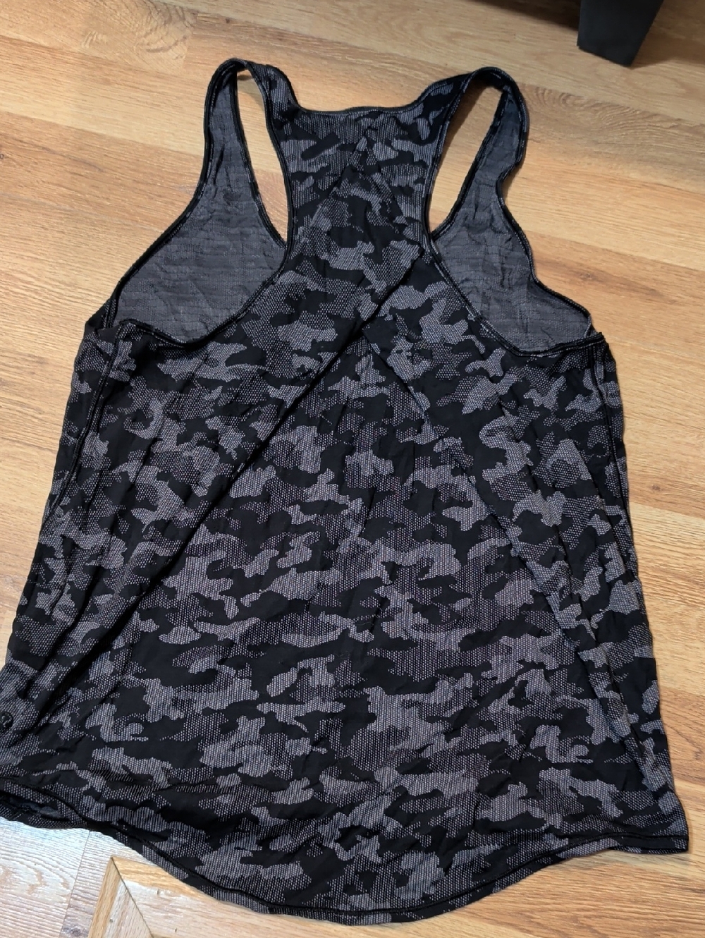 lululemon athletica Women's Charcoal & Black Camo Racerback Tank
